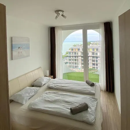 Apartman Cirkalo Ezuestpart *
