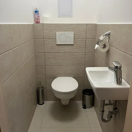 Cirkalo Ezuestpart * Siófok