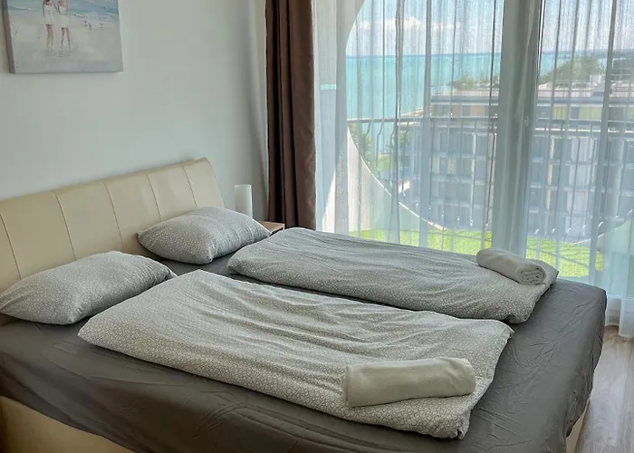 Appartement Cirkalo Ezuestpart Siófok