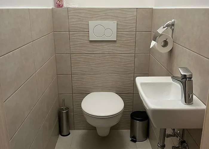 Cirkalo Ezuestpart * Siófok